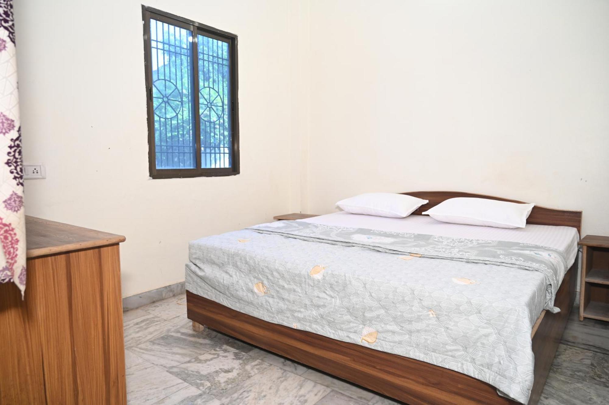 Mahamaya Paying Guest House Варанаси Экстерьер фото